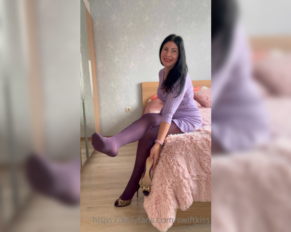 Swift Kiss aka Swiftkiss OnlyFans - Let me seduce you baby Dark purple tights from the brand Gerbe, perfectly matching my purple dress