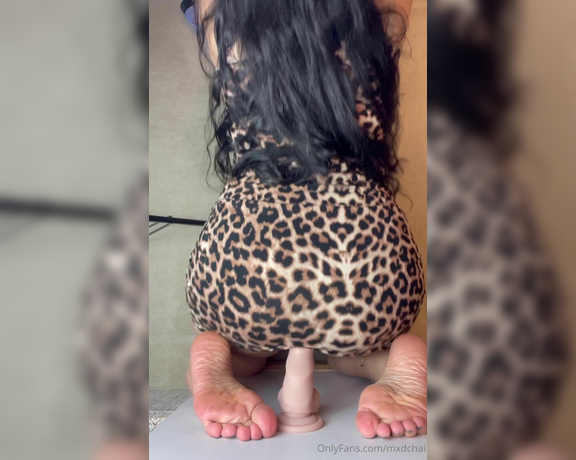 Mxdchai aka Mxdchai OnlyFans PPV Video - Trying out the dildo on the wall I think my wrinkled soles look so sexy in this position 3 sol 3