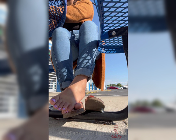 Goddess Kat aka Itsgoddesskat OnlyFans - Full movie Monday!! Public Foot Play”