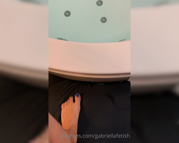 Goddess Gabriella aka Gabriellafetish OnlyFans - Bath time with my prefer ladder stool