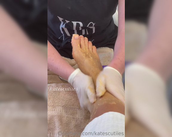 Goddess Kate aka Katescutiies OnlyFans - I know you wish those were your hands rubbing on my feet like that behind the scenes at my pedicure