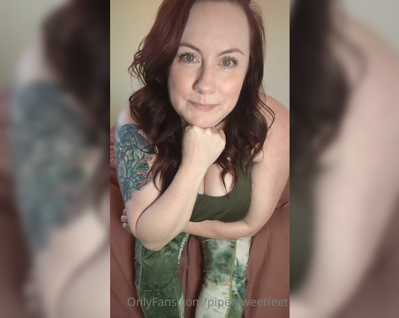 PiperSweetfeet aka Pipersweetfeet OnlyFans - Youre in TROUBLE (Wow! Check out that freeze frame )