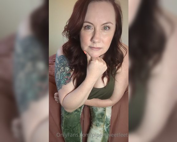 PiperSweetfeet aka Pipersweetfeet OnlyFans - Youre in TROUBLE (Wow! Check out that freeze frame )