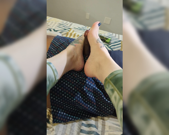 PiperSweetfeet aka Pipersweetfeet OnlyFans - A foot job from my POV It just doesnt hit the same (in my opinion) I hope you enjoy it anyway