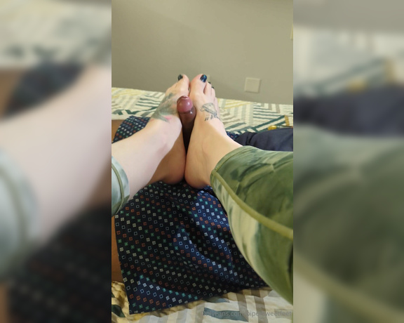 PiperSweetfeet aka Pipersweetfeet OnlyFans - A foot job from my POV It just doesnt hit the same (in my opinion) I hope you enjoy it anyway