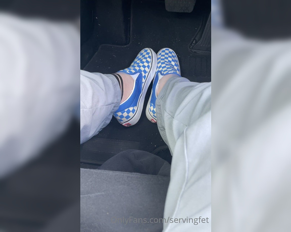 Servingbarefeet aka Servingfet OnlyFans - IG live in the car Cute socks removal shits n giggles and a bit of pedal pumping