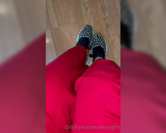 Servingbarefeet aka Servingfet OnlyFans - Toee JAMMMMMMM