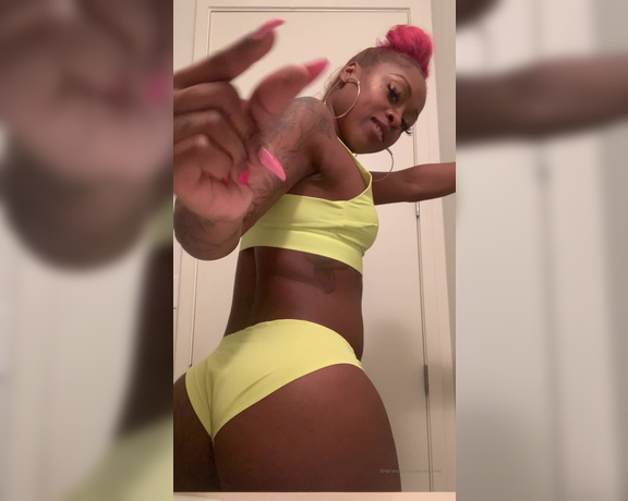 Tierra Doll aka Tierradoll OnlyFans - A 5 min TwerkSPH custom I did last week lol