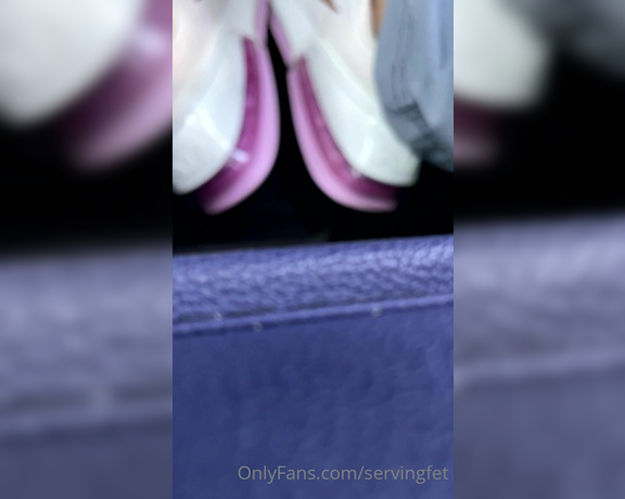 Servingbarefeet aka Servingfet OnlyFans - Missed my IG live Catch up! Good music soft sweaty feet shits and giggles yes my page got deleted