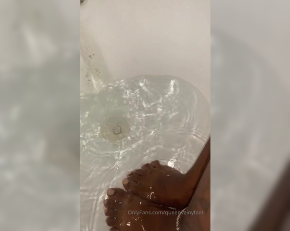 Tierra Doll aka Tierradoll OnlyFans - Wet Tub Toes