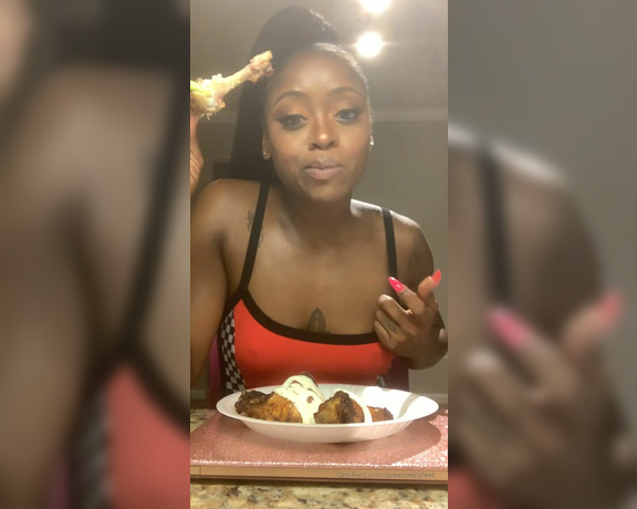 Tierra Doll aka Tierradoll OnlyFans - Eating wings