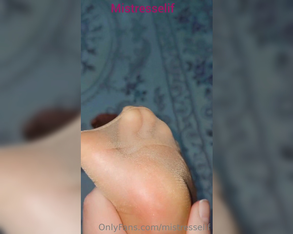 Mistress Elif aka Mistresselif OnlyFans - Soft bir ayak fetii daha ne ister