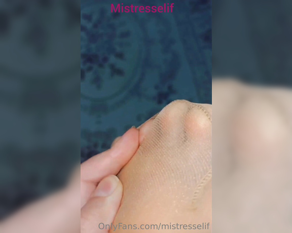 Mistress Elif aka Mistresselif OnlyFans - Soft bir ayak fetii daha ne ister