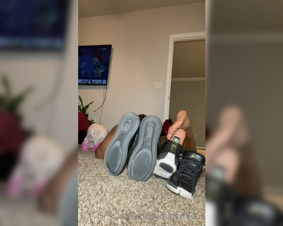 Tierra Doll aka Tierradoll OnlyFans - Another barefoot sneaker play clip (Laying down) feat Glamazon NIKKI