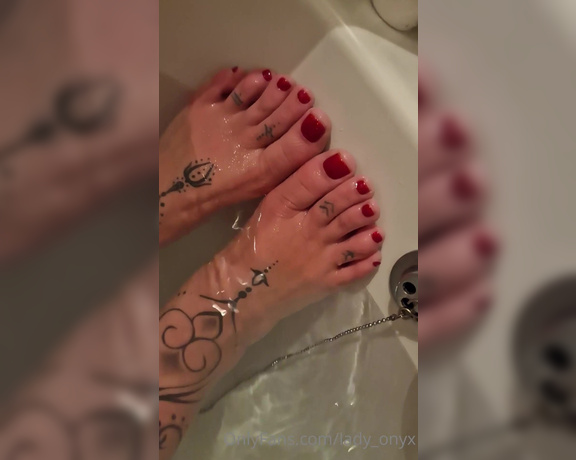 Lady Onyx aka Lady_onyx OnlyFans - Like My pedicure TASK! watch the video and answer My question in the comments