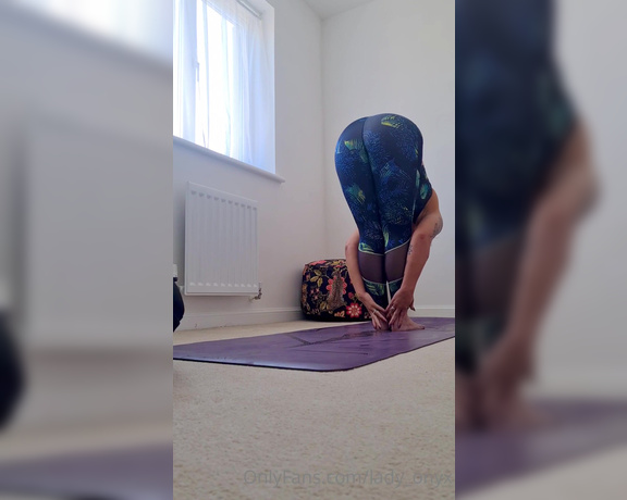 Lady Onyx aka Lady_onyx OnlyFans - Goon over Me while I do My yoga