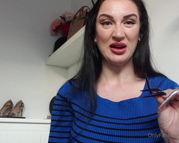 KinkyDomina aka Kinkydomina OnlyFans - #turnsons #matriarchy #femdom Curious what My turn ons are In this clip I talk about a few of them,