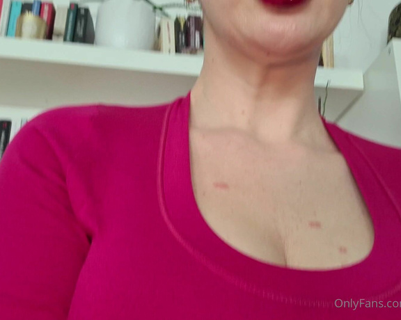 KinkyDomina aka Kinkydomina OnlyFans - #lipstickfetish #mesmerize #femdompov Are you obsessed with My plump, shiny lips They make My face