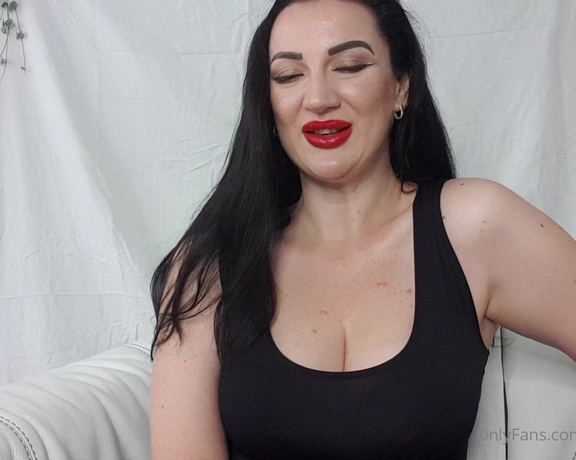 KinkyDomina aka Kinkydomina OnlyFans - #flr #matriarchy #womanincontrol Todays clip is about being in a Female Lead Relationship Looking