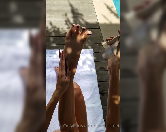 LoveHerFeet aka Loveherfeet OnlyFans - During such a hot day we had @abbylbrazil relaxing by the pool, showing off her excellent pins and 3