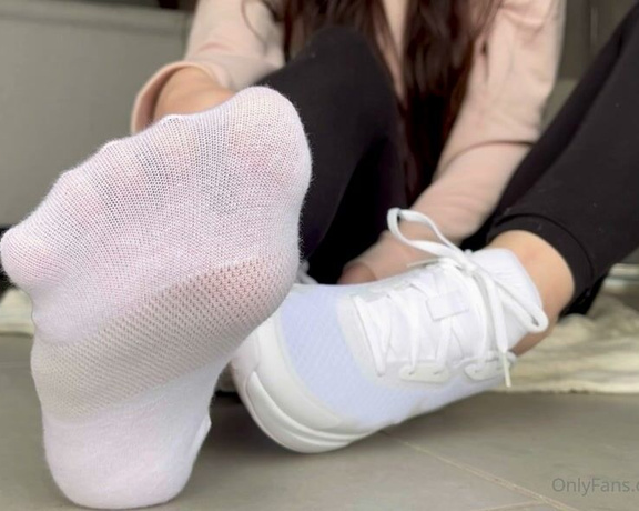 Myla Feet aka Mylafeet OnlyFans - Peeling off my socks Why did i never shared this perfect sock reveal on here! Im sharing it now anyw