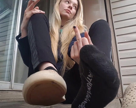 Sativa Skies aka Ogfeet OnlyFans - Getting in the dominating type mood