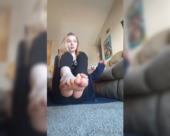 Sativa Skies aka Ogfeet OnlyFans - Queen of vibes