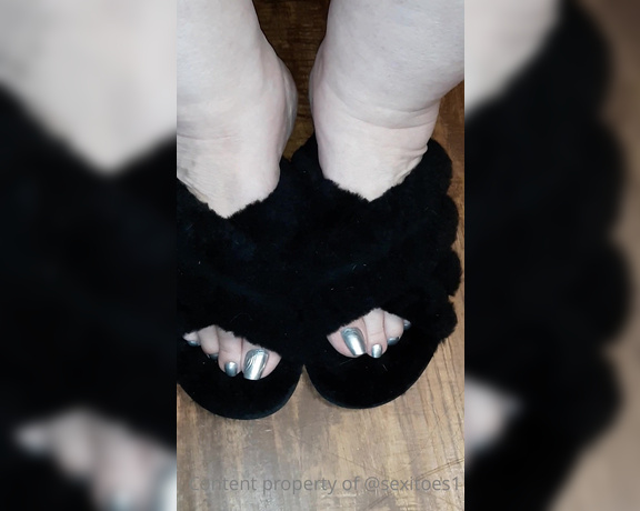 Sexitoes1 aka Sexitoes1 OnlyFans - Getting some funk into these slippers