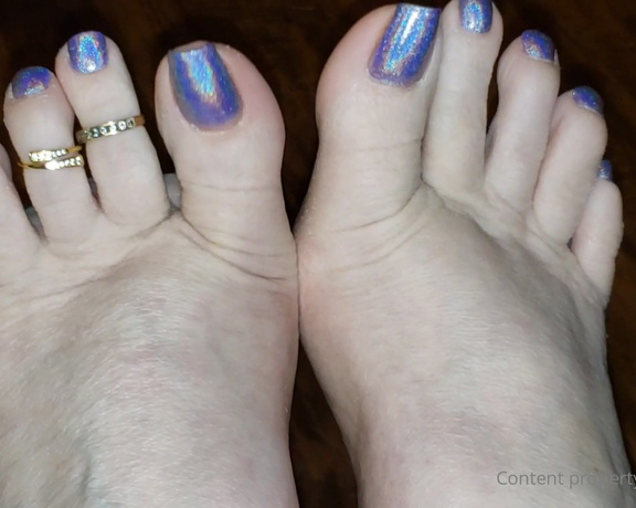 Sexitoes1 aka Sexitoes1 OnlyFans - #feet #foot #mature #paintedtoes #longtoes