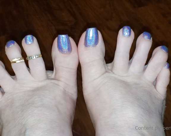 Sexitoes1 aka Sexitoes1 OnlyFans - #feet #foot #mature #paintedtoes #longtoes