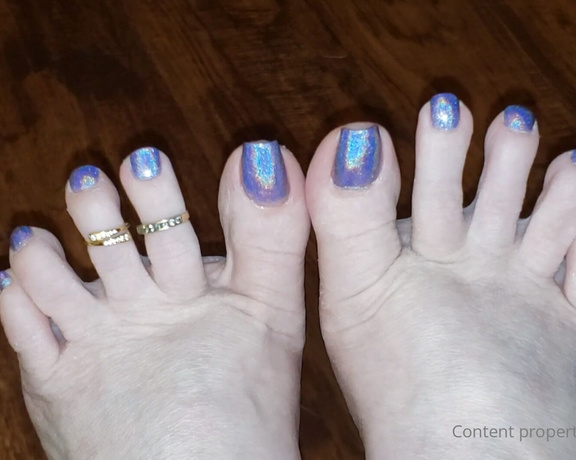 Sexitoes1 aka Sexitoes1 OnlyFans - #feet #foot #mature #paintedtoes #longtoes