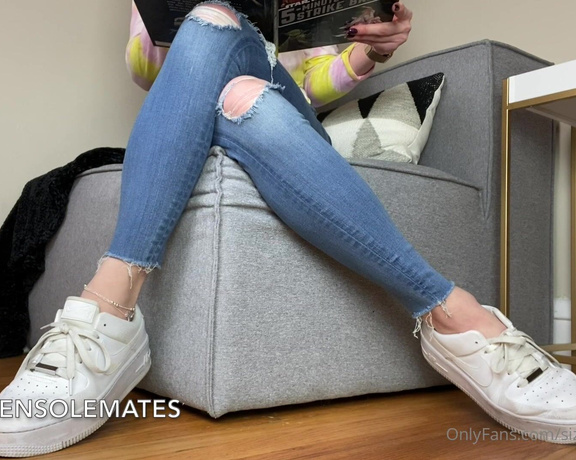 Sizetensolemates aka Sizetensolemates OnlyFans - I started a new ASMR readingsock tease series on my YouTube channel! these videos have become highly