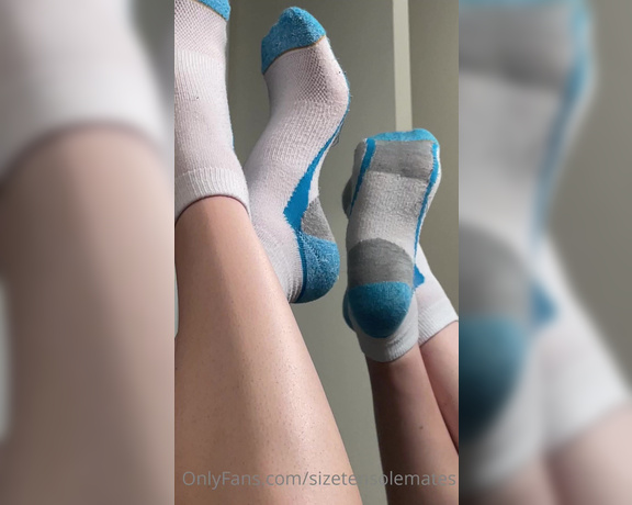 Sizetensolemates aka Sizetensolemates OnlyFans - Don’t mind me  i’m just over here imaging myself rubbing these sweaty socks all over your face