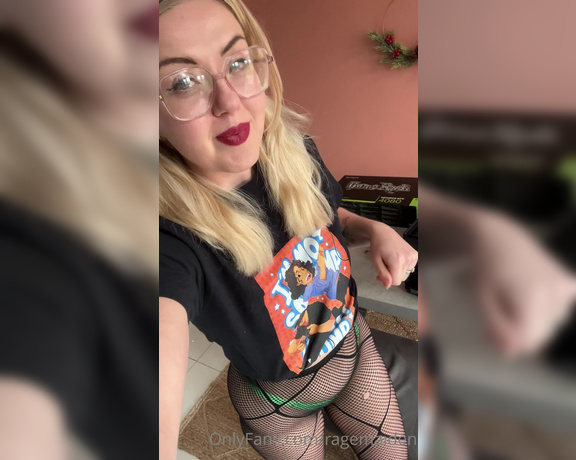 TheRageMaiden aka Ragemaiden OnlyFans - What are you up too