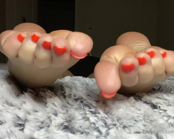 Waifu Jess aka Waifufeetmilkog OnlyFans - Warning soft soles ahead slippery when wet 1