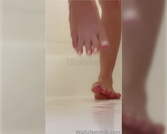 Waifu Jess aka Waifufeetmilkog OnlyFans - Wet as fuck