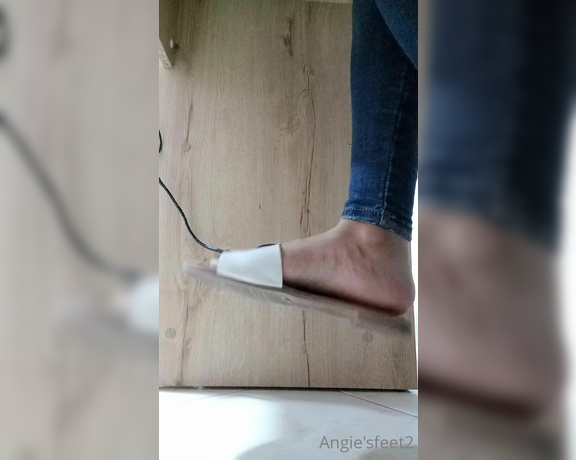 Angieefeet aka Angieefeet OnlyFans - In my most schizophrenic moment