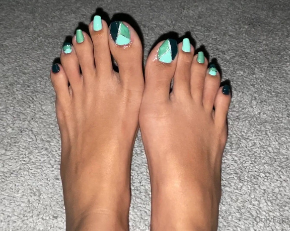 Feetmissy aka Feetmissy OnlyFans - What do you think of the colors By the way, I do my own pedicures