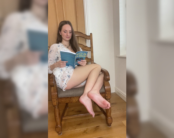 Babe Barefoot aka Babebarefootofficial OnlyFans - We’re supposed to be having quiet reading time” except… we both keep distracting each other! By the