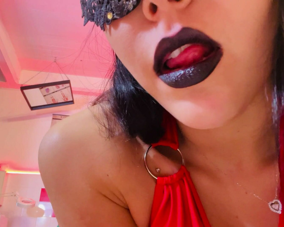 Mistress Gaia aka Gaiapadrona OnlyFans - Addected to my black lips