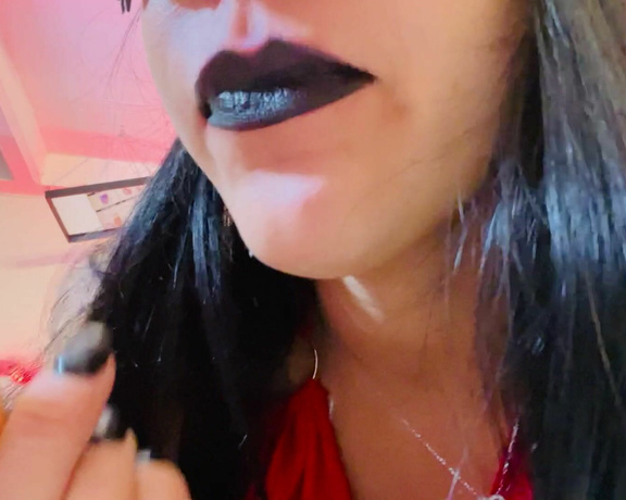 Mistress Gaia aka Gaiapadrona OnlyFans - Addected to my black lips