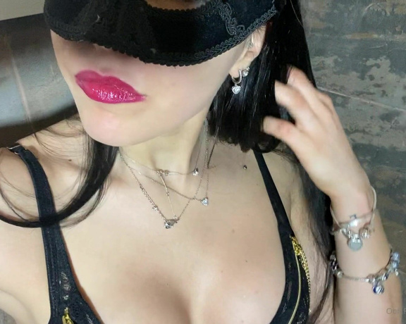 Mistress Gaia aka Gaiapadrona OnlyFans Video 957