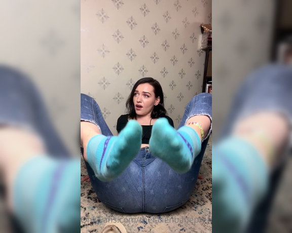 The Fallen Babe aka Thefallenbabepremium OnlyFans - I just realized something… It’s been a long time since I told you to cum to my socked feet Well