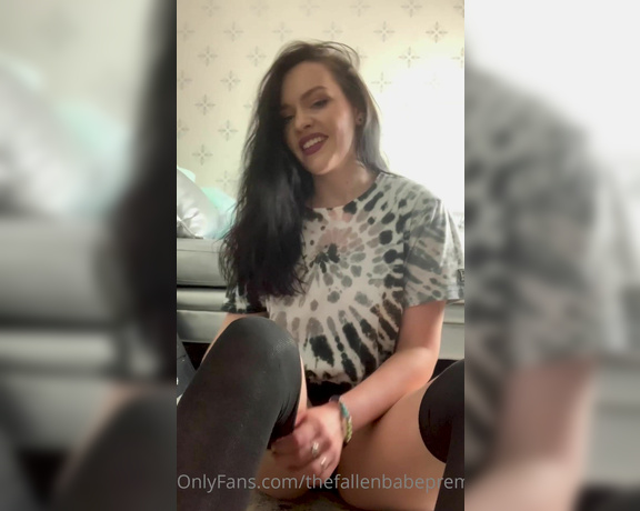 The Fallen Babe aka Thefallenbabepremium OnlyFans - Socks Dance JOI CEI You are watching me dancing and having a great time I notice you, and Im sitt