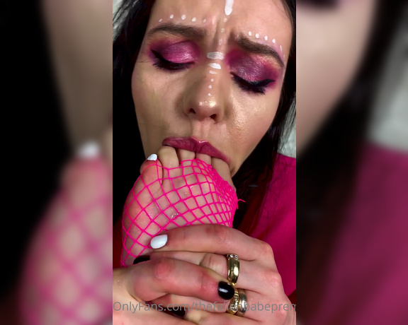 The Fallen Babe aka Thefallenbabepremium OnlyFans - A super fun self worship with a funny end