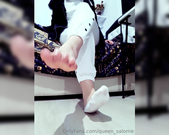 Queen_Salome aka Queen_salome OnlyFans - Ayamn altnda bcek gibi ezileceksin