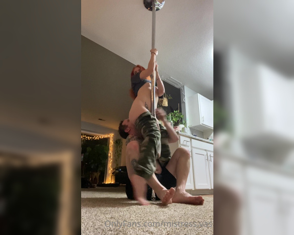 Goddess Sylvanas aka Goddesssylvanas OnlyFans - I’m too wine tipsy to edit videos from tonight so here’s some absolutely silly asseating, post makeu