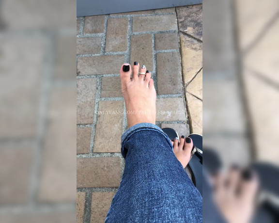 Goddess Paris aka Prettyfeetparis OnlyFans - NEW PEDI Fyi It’s not the design I originally wanted to do (the one I wanted was way too hard )