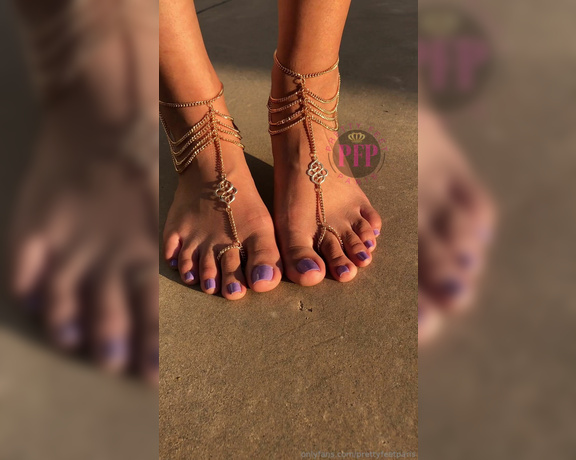 Goddess Paris aka Prettyfeetparis OnlyFans - Lick lick lick till my soles are spotless