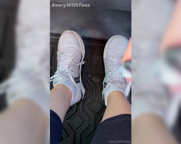 AveryWithToes aka Averywithtoes OnlyFans - Taking Off SWEATY Socks & Shoes IN THE CAR Left the gym, jumped into the car, and immediately ri 1